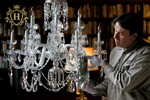 Cách vệ sinh đèn trang trí phòng ngủ đúng cách